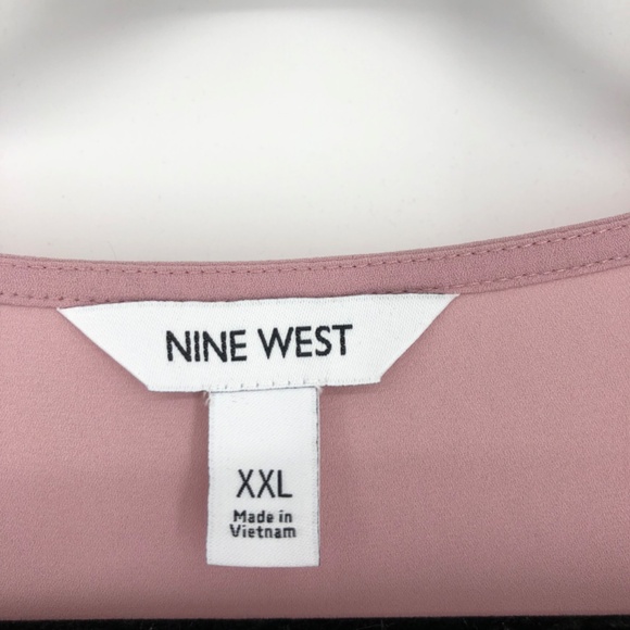 Nine West Womens Tank Top Blouse Size XXL Pink Softshell V Neck Lightweight NWT - Picture 3 of 11